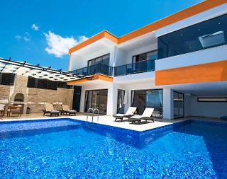Kaş Bezirgan'da Modern Tasarımlı, Özel Havuzlu, Kiralık Villa - 1