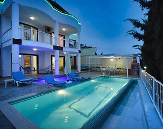 Kalkan Akbel'de Doğayla İç İçe, Özel Havuzlu, 10 Kişilik Villa - 1