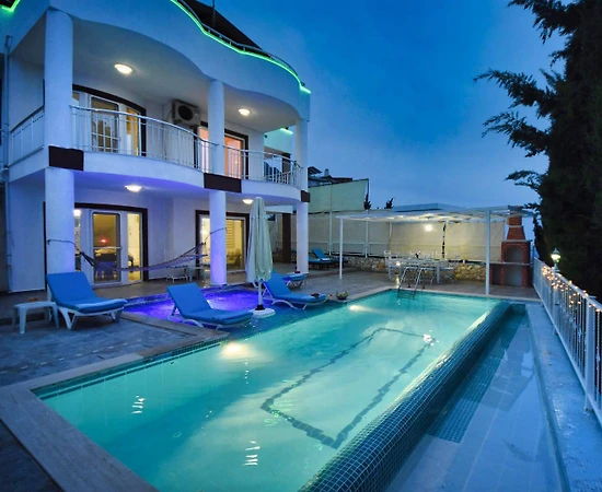 Kalkan Akbel'de Doğayla İç İçe, Özel Havuzlu, 10 Kişilik Villa - 1