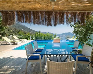 Kalkan Akbel'de Göz Alıcı Deniz Manzaralı, Özel Havuzlu, Kiralık Villa - 2