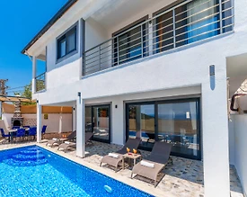 Kalkan Akbel'de Göz Alıcı Deniz Manzaralı, Özel Havuzlu, Kiralık Villa - 2