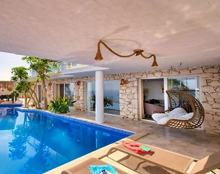Kalkan Akbel'de Göz Alıcı Manzaralı, Özel Havuzlu, Modern Villa - 3