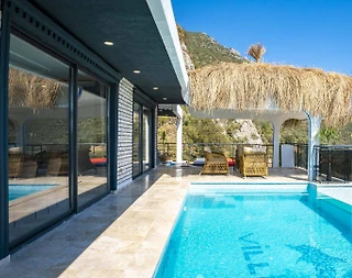 Kaş İslamlar'da Deniz Manzaralı, Sonsuzluk Havuzlu, 4 Kişilik Villa - 3