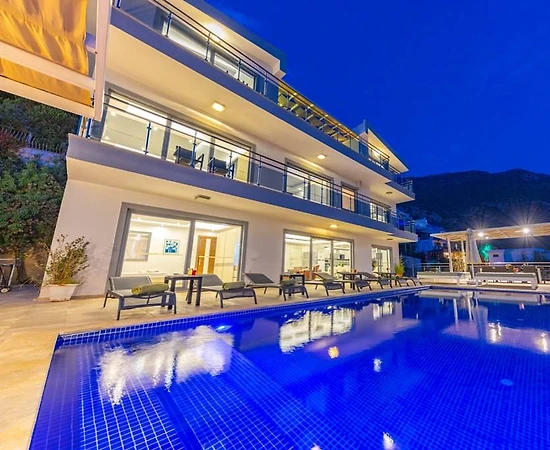 Kalkan Akbel'de Muazzam Deniz Manzaralı, Özel Havuzlu, Modern Villa - 1