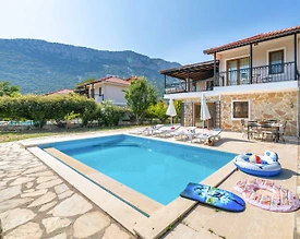 Kaş Bezirgan'da Doğa Manzaralı, Özel Havuzlu, Modern Villa - 3