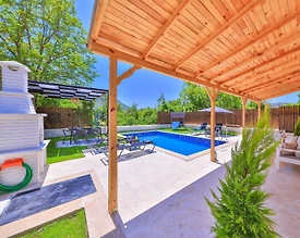 Kaş Bezirgan'da Çekirdek Ailelere Uygun, Özel Havuzlu, Modern Villa - 3