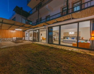 Kaş Bezirgan'da Deniz Manzaralı, Balayı Çiftlerine Uygun, Lüks Suit - 4