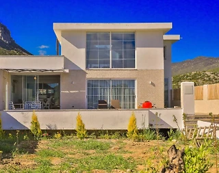 Kaş Bezirgan'da Doğa İçerisinde, 2+1, Lüks Kiralık Villa - 1