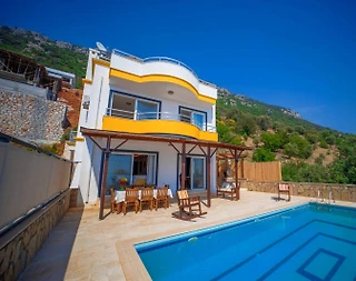 Kaş Bezirgan'da Harika Deniz Manzaralı, Özel Havuzlu, Jakuzili Villa - 1