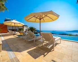 Kaş Bezirgan'da Muhteşem Deniz Manzaralı, Özel Havuzlu, Lüks Villa - 3