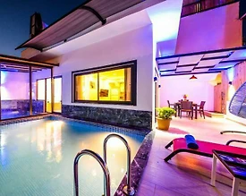 Kaş Bezirgan'da Merkezi Konumda, Özel Havuzlu, Balayı Villası - 2