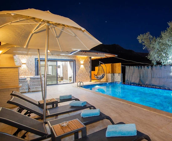 Kalkan Çayköy'de Doğa Manzaralı, Özel Havuzlu, Konforlu Villa - 1
