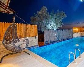 Kalkan Çayköy'de Doğa Manzaralı, Özel Havuzlu, Konforlu Villa - 3