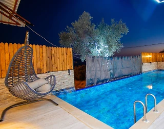 Kalkan Çayköy'de Doğa Manzaralı, Özel Havuzlu, Konforlu Villa - 3