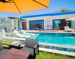 Kaş Çayköy'de Modern Tasarımlı, Özel Havuzlu, Lüks Villa - 5