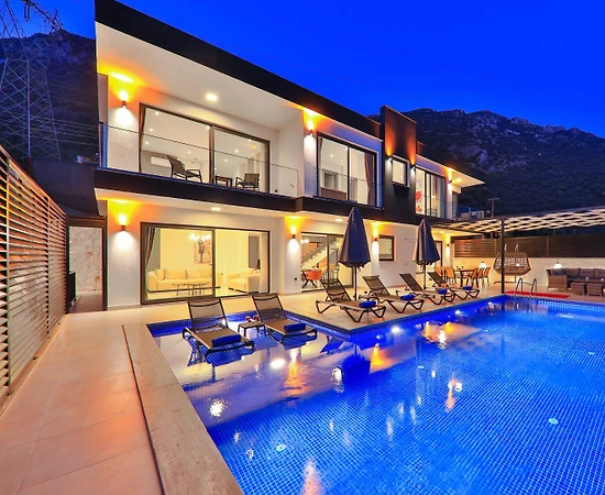 Kaş Kalkan'da Kalabalık Ailelere Uygun, Özel Havuzlu, Ferah Villa - 1