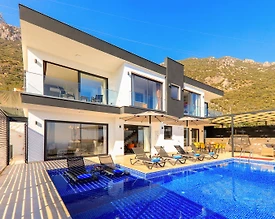 Kaş Kalkan'da Kalabalık Ailelere Uygun, Özel Havuzlu, Ferah Villa - 2