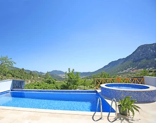 Kalkan İkizce'de Muhteşem Dağ Manzaralı, Özel Havuzlu, Şık Villa - 3