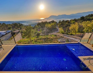 Kaş İslamlar'da Muhteşem Tasarımlı, Özel Havuzlu, Lüks Villa - 4