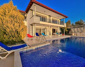 Kaş İslamlar'da Muhteşem Tasarımlı, Özel Havuzlu, Lüks Villa - 3