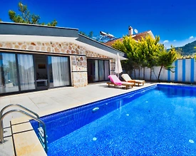 Kaş İslamlar'da Enfes Doğada, Özel Havuzlu, Balayı Villası - 2