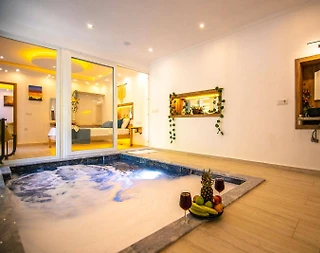 Kaş İslamlar'da Sakin Konumda, Isıtmalı Havuzlu, Balayı Villası - 3