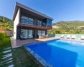 Kaş İslamlar'da Doğa Manzaralı, Özel Havuzlu, Jakuzili, Kiralık Villa - 3