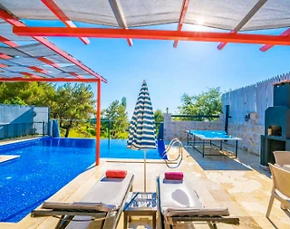 Kaş İslamlar'da Otantik Mimarili, Özel Sonsuzluk Havuzlu, Taş Villa - 4