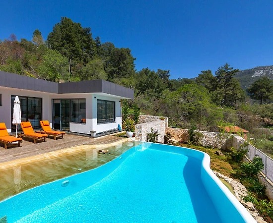 Kaş İslamlar'da Sakin Konumda, Özel Havuzlu, Ferah Villa - 1