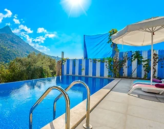 Kaş İslamlar'da Modern Tasarımlı, Özel Havuzlu, Balayı Villası - 4