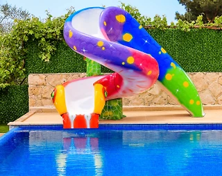 İslamlar'da Doğa Manzaralı, Özel Havuzlu, Çocuk Oyun Alanlı Villa - 4