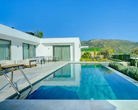 Kaş İslamlar'da Doğa İçerisinde, Özel Havuzlu, Çift Jakuzili Villa - 2