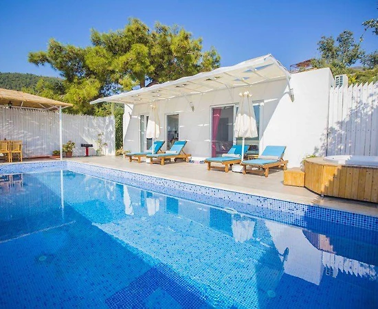 Kaş İslamlar'da Doğa İçerisinde, Özel Havuzlu, Jakuzili, Kiralık Villa - 1