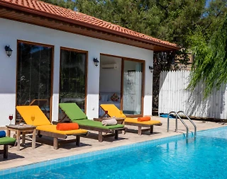 Kalkan İslamlar'da Enfes Doğa Manzaralı, Sonsuzluk Havuzlu, Lüks Villa - 2