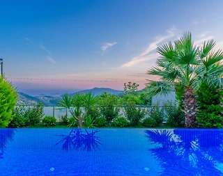 Kaş İslamlar'da Göz Alıcı Manzaraya Sahip, Özel Havuzlu, Kiralık Villa - 2