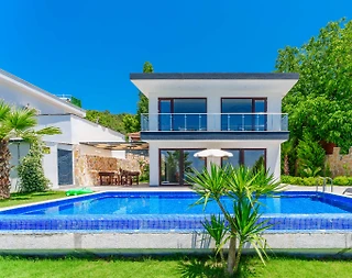 Kaş İslamlar'da Göz Alıcı Manzaraya Sahip, Özel Havuzlu, Kiralık Villa - 3