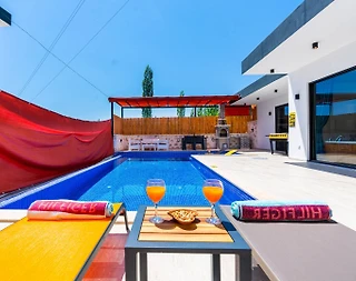 Kaş İslamlar'da Doğa İçerisinde, Özel Havuzlu, Balayı Villası - 3