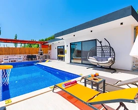 Kaş İslamlar'da Doğa İçerisinde, Özel Havuzlu, Balayı Villası - 2