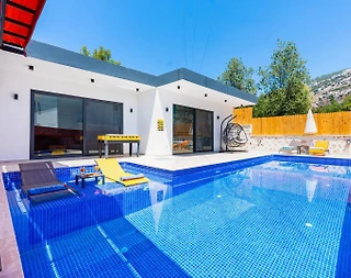 Kaş İslamlar'da Doğa İçerisinde, Özel Havuzlu, Balayı Villası - 1