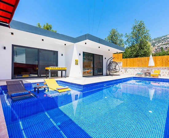 Kaş İslamlar'da Doğa İçerisinde, Özel Havuzlu, Balayı Villası - 1