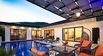 Kalkan İslamlar'da Doğa İçerisinde, Kapalı Havuzlu, Kiralık Villa