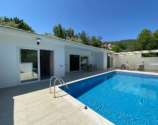 Kaş İslamlar'da Muhteşem Doğa Manzaralı, Özel Havuzlu, Lüks Villa - 4