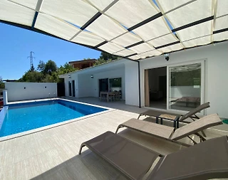 Kaş İslamlar'da Muhteşem Doğa Manzaralı, Özel Havuzlu, Lüks Villa - 2