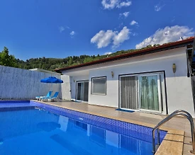 Kaş İslamlar'da Huzurlu Doğada, Özel Havuzlu, Jakuzili Villa - 2