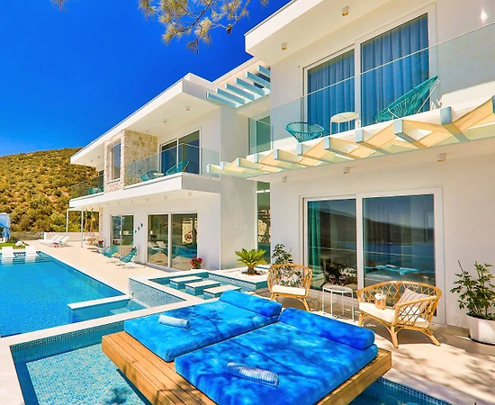 Kaş Kalkan'da Deniz Manzaralı, Sonsuzluk Havuzlu, Lüks Villa - 1