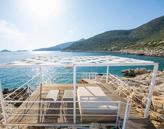 Kaş Kalkan'da Denize Sıfır, Özel Havuzlu, Bahçeli Kiralık Villa - 4