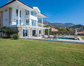 Kaş Kalkan'da Denize Sıfır, Özel Havuzlu, Bahçeli Kiralık Villa - 3