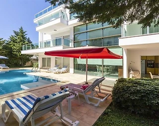 Kaş Kalkan'da Doğa Manzaralı, Özel Havuzlu, Bahçeli Villa - 1