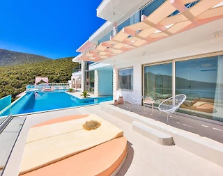 Kalkan Kalamar'da Geniş Ailelere Uygun, Özel Havuzlu, Manzaralı Villa - 1
