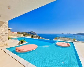Kalkan Kalamar'da Geniş Ailelere Uygun, Özel Havuzlu, Manzaralı Villa - 2